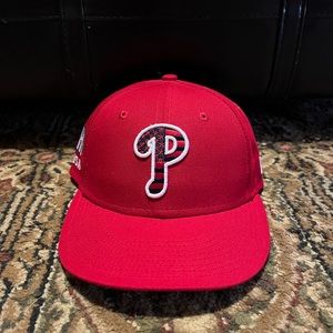 Philadelphia Phillies Fourth of July hat low profile. Size 7 1/4 never worn.